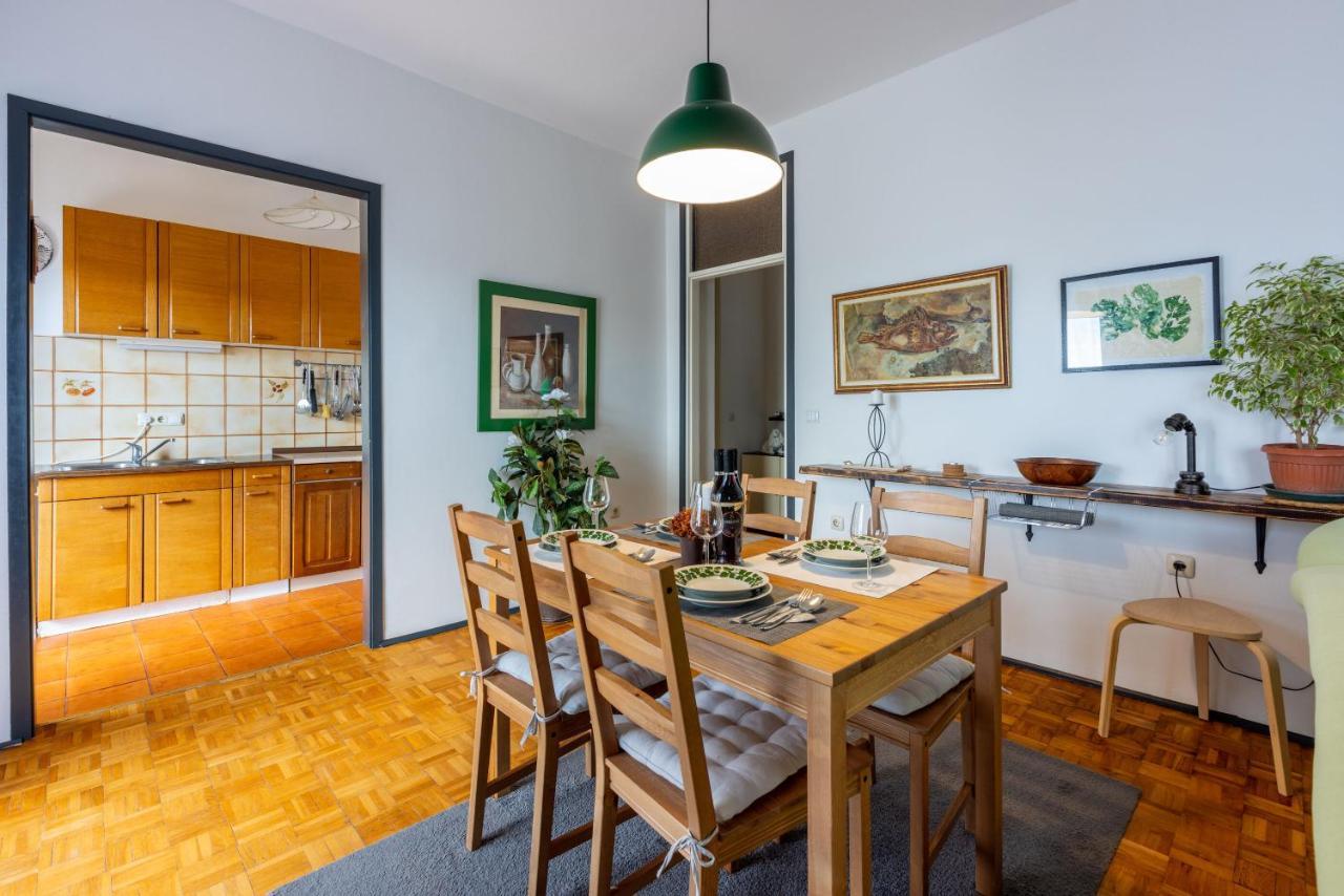 Apartment Suzy Dramalj Bagian luar foto